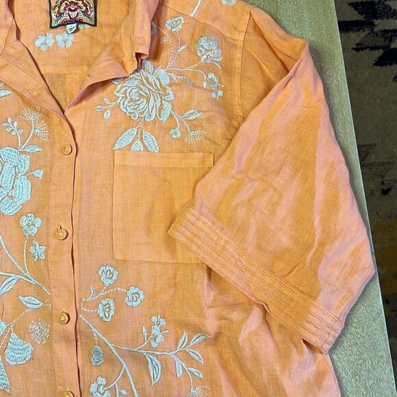 Johnny Was Lael Boxy Linen Embroidered Shirt - Picture 5 of 13